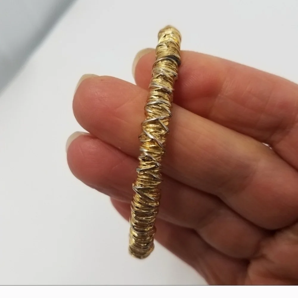 Bundle of 6 Women‎ Fashion Bracelets